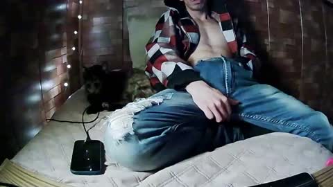 Snapshot of lustwinkxx chatting on 05/13/26, 04:43 Steven Brook online show from 05/13/26, 04:43