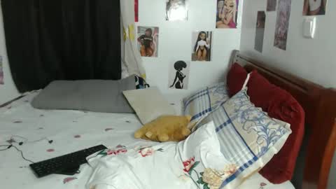 Snapshot of lusty_lana chatting on 02/19/26, 10:44 lusty_lana online show from 02/19/26, 10:44