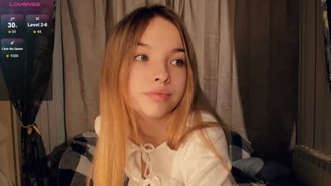 Isabel online show from 12/21/24, 07:06