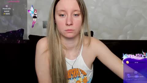 Snapshot of lusyagreenberg chatting on 12/27/24, 05:48 LusyaGreenberg online show from 12/27/24, 05:48