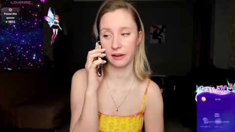 Snapshot of lusyagreenberg chatting on 02/20/25, 06:02 LusyaGreenberg online show from 02/20/25, 06:02