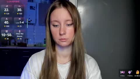 Snapshot of lusyagreenberg chatting on 09/11/25, 03:56 LusyaGreenberg online show from 09/11/25, 03:56