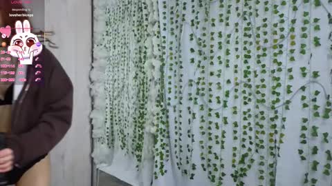 Snapshot of lusypickme chatting on 01/17/26, 05:45 lusypickme online show from 01/17/26, 05:45