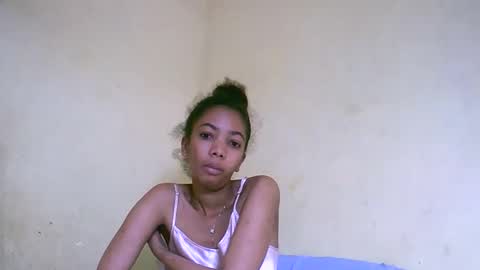 Snapshot of lutchia chatting on 09/19/25, 06:26 lutchia online show from 09/19/25, 06:26