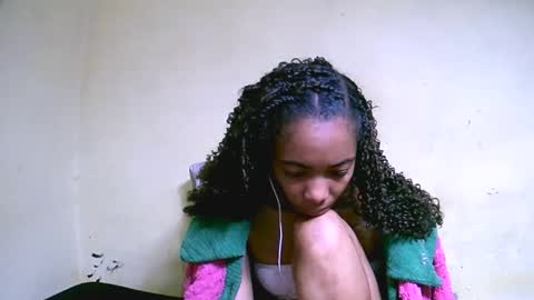 Snapshot of lutchia chatting on 09/25/25, 09:57 lutchia online show from 09/25/25, 09:57