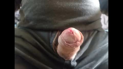 lutorres online show from 12/05/24, 01:06