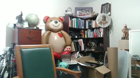 Snapshot of luv2bnakedallthetime chatting on 01/29/25, 05:02 Tony online show from 01/29/25, 05:02