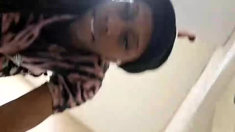 luvbug555 online show from 11/12/25, 08:04