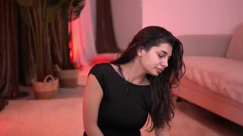 Snapshot of luvcaprice chatting on 11/23/25, 03:45 Caprice online show from 11/23/25, 03:45