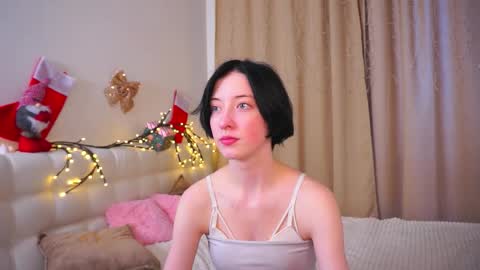 Snapshot of luvenianitschke chatting on 01/11/26, 09:03 Sasha online show from 01/11/26, 09:03