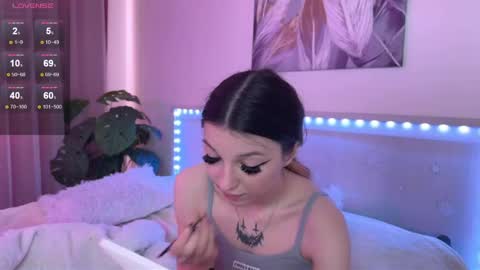 Veronica online show from 05/15/26, 10:33