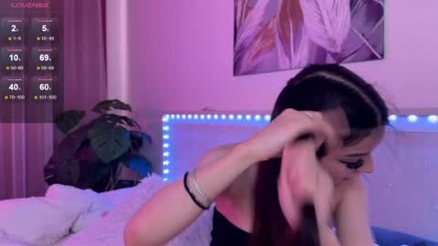 Veronica online show from 05/30/26, 08:33