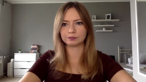 Snapshot of lux_millie chatting on 10/12/25, 02:16 Millie online show from 10/12/25, 02:16