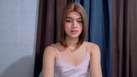 queen lux online show from 02/19/26, 12:17