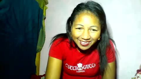 Snapshot of luxaluna chatting on 07/03/26, 04:41 Luxa Luna online show from 07/03/26, 04:41