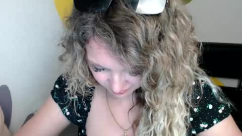 Donna online show from 06/21/26, 10:12