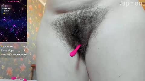 Snapshot of luxegirl67 chatting on 02/19/25, 08:12 Sophie online show from 02/19/25, 08:12