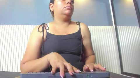 Luxe3 online show from 09/21/25, 10:50