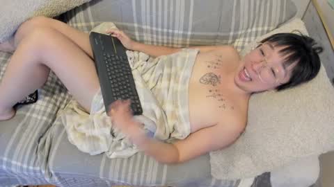 LuxGray online show from 10/17/25, 12:01