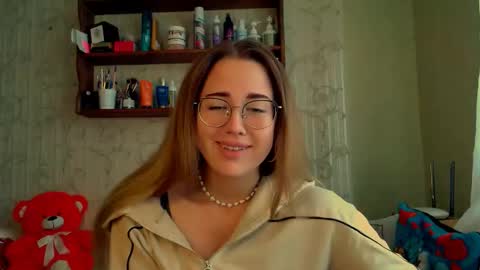 Katie online show from 10/10/25, 08:02