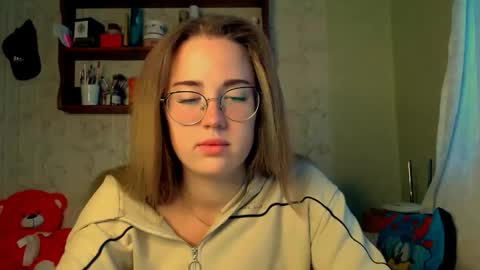 Katie online show from 10/14/25, 04:46