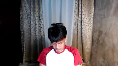 Snapshot of luxirfy_xx chatting on 02/08/26, 02:31 luxirfy online show from 02/08/26, 02:31