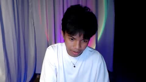 Snapshot of luxirfy_xx chatting on 03/27/26, 05:01 luxirfy online show from 03/27/26, 05:01
