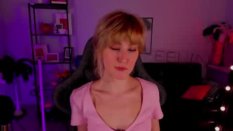 Snapshot of luxrayi chatting on 01/07/25, 05:53 Ray online show from 01/07/25, 05:53