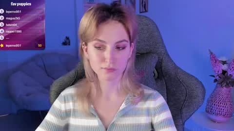 Snapshot of luxrayi chatting on 02/25/25, 06:20 Ray online show from 02/25/25, 06:20