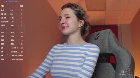 Snapshot of luxrayi chatting on 10/09/25, 06:39 Ray online show from 10/09/25, 06:39