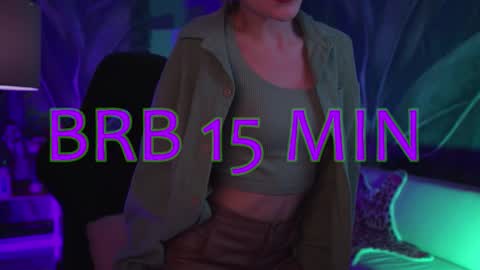 Snapshot of luxrayi chatting on 01/06/26, 02:37 Ray online show from 01/06/26, 02:37