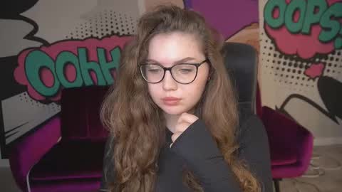 Snapshot of luxsopphia_ chatting on 09/15/25, 05:40 luxsopphia_ online show from 09/15/25, 05:40