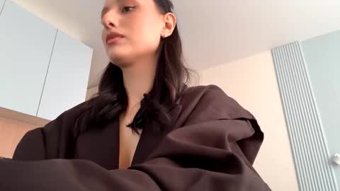 Snapshot of luxtemptress chatting on 03/15/26, 10:21 Aria online show from 03/15/26, 10:21