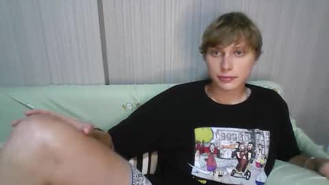 luxury_bob online show from 12/19/25, 10:44