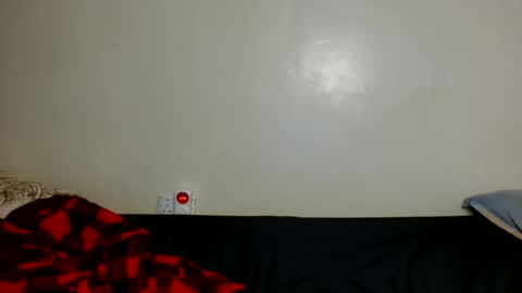 Snapshot of luzremi chatting on 07/19/26, 10:35 luzremi online show from 07/19/26, 10:35