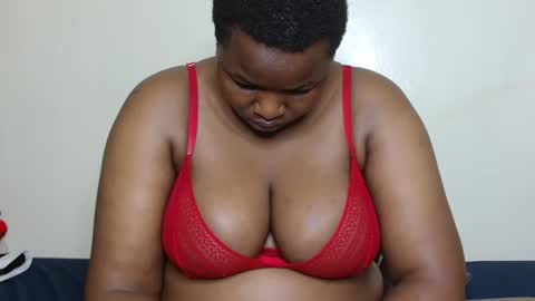 Snapshot of luzremi chatting on 07/21/26, 04:53 luzremi online show from 07/21/26, 04:53