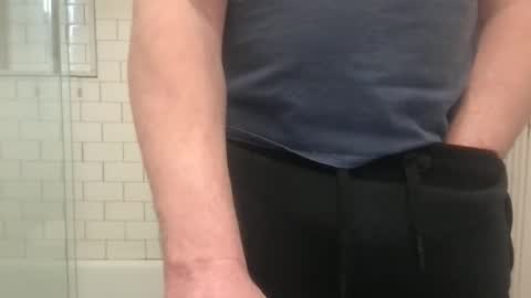 Snapshot of lvguynextdoor440656 chatting on 02/15/26, 07:54 lvguynextdoor440656 online show from 02/15/26, 07:54