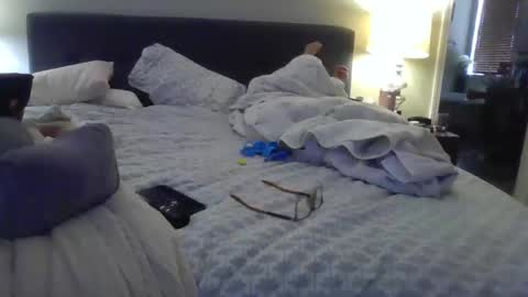 Snapshot of lvsxmira chatting on 03/25/26, 11:22 Sweetness online show from 03/25/26, 11:22