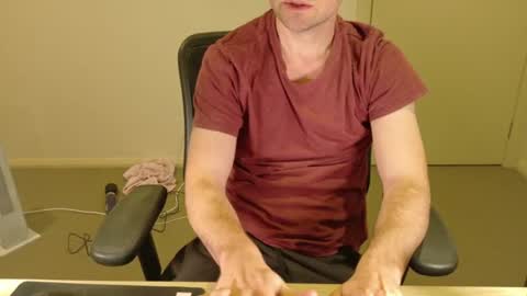 Snapshot of lxgxnd99 chatting on 06/27/26, 10:42 lxgxnd99 online show from 06/27/26, 10:42