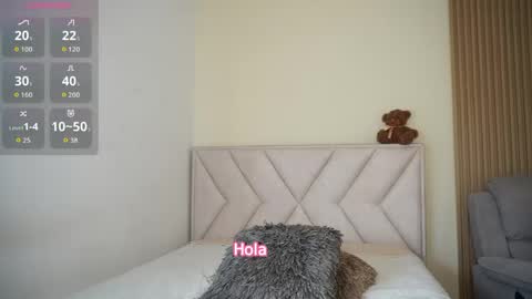 Snapshot of lya_aron_couple chatting on 05/12/26, 03:42 lya_aron_couple online show from 05/12/26, 03:42
