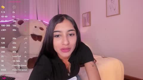 Snapshot of lya_brown chatting on 03/26/26, 10:54 lya_brown online show from 03/26/26, 10:54