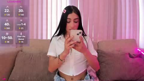 Snapshot of lya_brown chatting on 06/12/26, 06:18 lya_brown online show from 06/12/26, 06:18