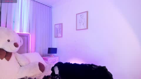 Snapshot of lya_brown chatting on 06/20/26, 11:57 lya_brown online show from 06/20/26, 11:57