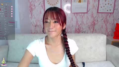 Call me Lia  online show from 12/31/24, 11:42