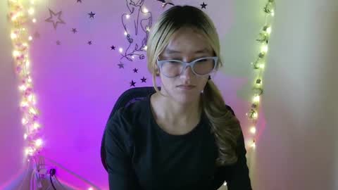 Call me Lia  online show from 05/12/26, 11:35