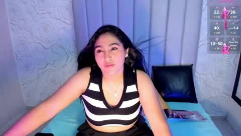 Snapshot of lya_dubois_ chatting on 03/06/26, 08:38 LYA DUBOIS online show from 03/06/26, 08:38