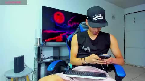 Lyam online show from 05/23/26, 08:18
