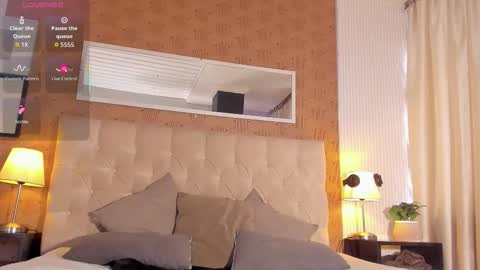 Lyan online show from 11/20/25, 07:46