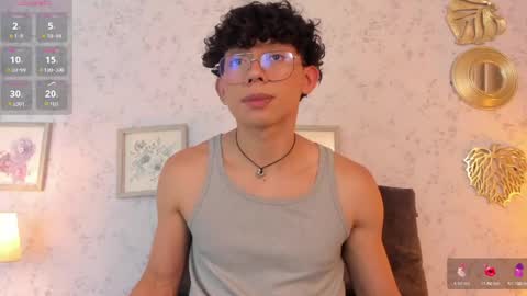 Lyan online show from 04/25/26, 08:17