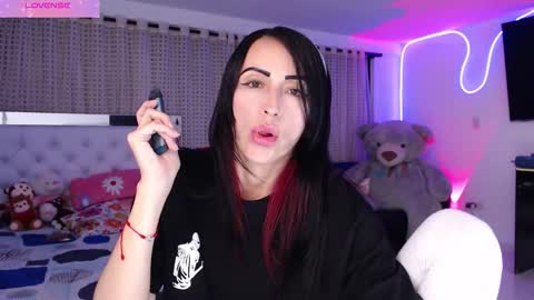 Lyann  online show from 10/05/25, 02:43